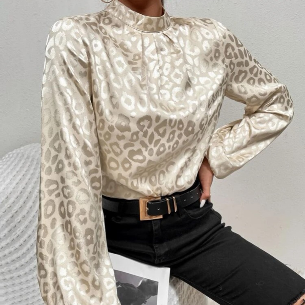 Boho cream jacquard satin leopard print mock neck blouse - Picture 2 of 8
